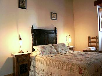 Schlafzimmer mit französischem Bett Schlafzimmer mit französischem Bett