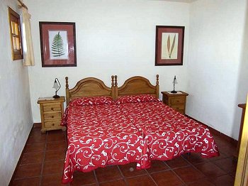 Schlafzimmer mit Doppelbett Schlafzimmer mit Doppelbett