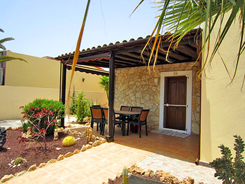 Ferienhaus mit Garten Ferienhaus mit Garten