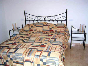 Appartements mit Pool auf Gran Canaria in Puerto de�Mogan - Schlafzimmer im Appartement No. 7