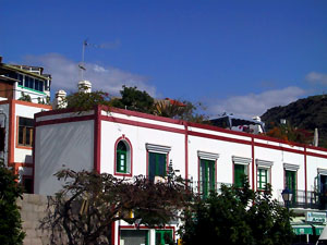 Ferienwohnungen mieten in Puerto de Mog�n - Urlaubsort im S&uuml;dwesten Gran Canaria