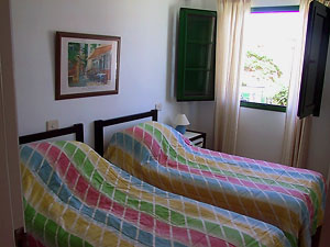 Ferienwohnungen mieten in Puerto de Mog�n - Urlaubsort im S�dwesten Gran Canaria