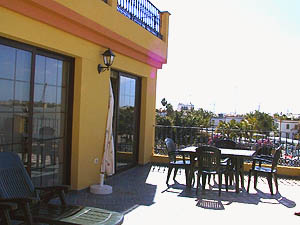 Wohnbeispiel von einer Terrasse Wohnbeispiel von einer Terrasse