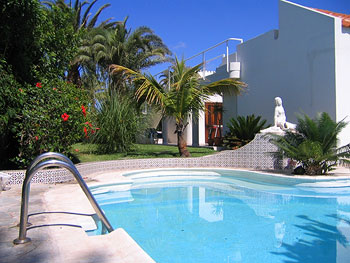 Pool und Garten Pool und Garten