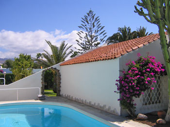 Ferienhaus und Pool Ferienhaus und Pool