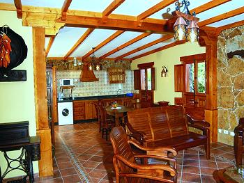 Wohnzimmer und Küche Wohnzimmer und Küche
