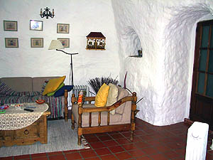 Ferienhaus auf Gran Canaria bei Artenara, ein typisch canarisches H&ouml;hlenhaus f&uuml;r bis 5 Personen