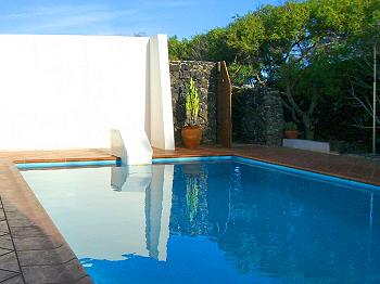 Ferienhaus für 4 Personen mit Pool Ferienhaus für 4 Personen mit Pool