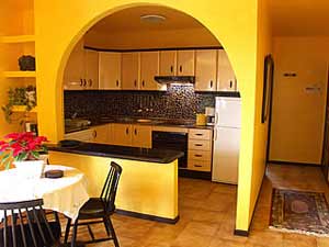 K&uuml;chenzeile im Apartment auf Lanzarote