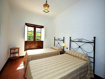 Schlafzimmer mit zwei Einzelbetten Schlafzimmer mit zwei Einzelbetten