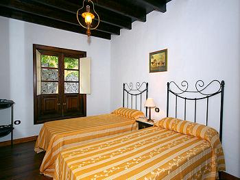 Schlafzimmer mit 2 Einzelbetten Schlafzimmer mit 2 Einzelbetten