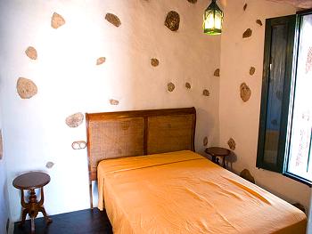 Schlafzimmer mit Doppelbett Schlafzimmer mit Doppelbett