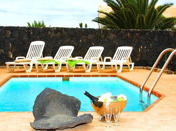 Ferienhaus mit Pool Ferienhaus mit Pool
