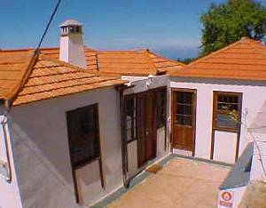 Ferienhaus mit windgeschuetztem Innenhof