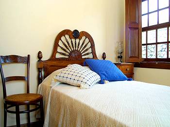 Schlafzimmer mit Einzelbett