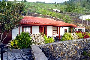 Landhaus mit Blick auf Berge