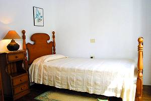 Schlafzimmer mit Einzelbett