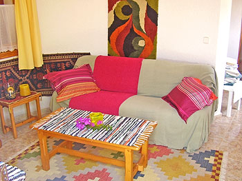 Sofa im Wohnzimmer Sofa im Wohnzimmer
