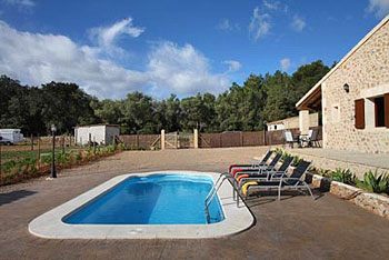 Pool mit Liegen Pool mit Liegen
