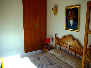 Schlafzimmer mit Klimaanlage Schlafzimmer mit Klimaanlage