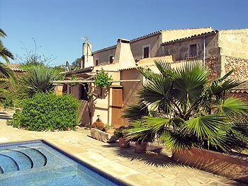 Finca auf Mallorca bis 8 Personen Finca auf Mallorca bis 8 Personen