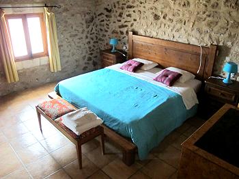 Schlafzimmer mit Doppelbett Schlafzimmer mit Doppelbett