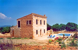 Ferienhaus für 6 Personen mit Pool Ferienhaus für 6 Personen mit Pool