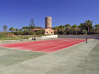 Finca und Tennisplatz Finca und Tennisplatz