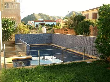 Pool mit Kindersicherung Pool mit Kindersicherung