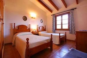 Schlafzimmer mit 2 Einzelbetten Schlafzimmer mit 2 Einzelbetten