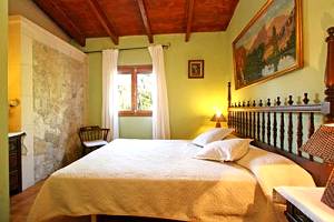 Schlafzimmer mit Doppelbett Schlafzimmer mit Doppelbett