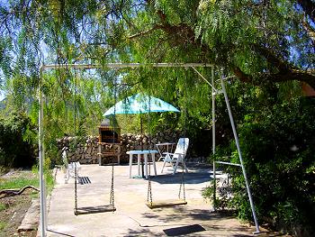Grillplatz mit Schaukel Grillplatz mit Schaukel