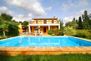 Ferienhaus mit Pool Ferienhaus mit Pool