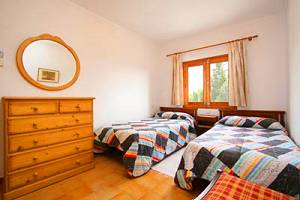 Schlafzimmer mit 2 Einzelbetten Schlafzimmer mit 2 Einzelbetten