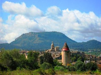 Montuiri und der Berg Randa Montuiri und der Berg Randa