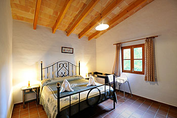 Schlafzimmer mit Doppelbett Schlafzimmer mit Doppelbett