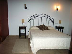 Schlafzimmer mit Doppelbett Schlafzimmer mit Doppelbett