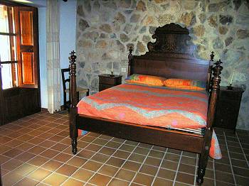 Schlafzimmer mit französischem Bett Schlafzimmer mit französischem Bett