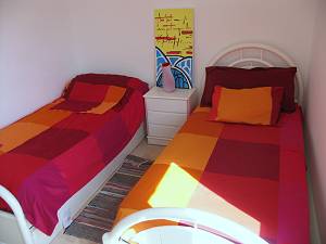 Schlafzimmer mit 2 Einzelbetten Schlafzimmer mit 2 Einzelbetten
