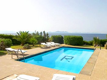 Ferienhaus mit Pool und Meerblick Ferienhaus mit Pool und Meerblick