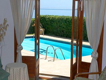 Blick zum Pool Blick zum Pool