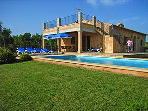 Ferien-Finca mit Pool Ferien-Finca mit Pool