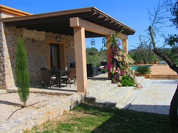 Ferienhaus mit Pool Ferienhaus mit Pool