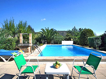 Ferienhaus mit Pool Ferienhaus mit Pool