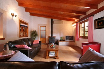 Wohnzimmer mit Kamin Wohnzimmer mit Kamin