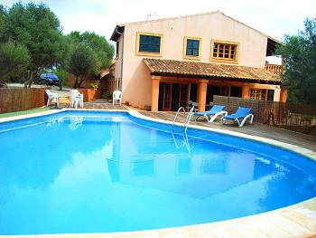 Finca und Pool Finca und Pool
