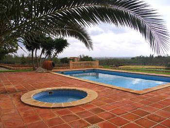 Pool, Kinderpool und Poolterrasse Pool, Kinderpool und Poolterrasse