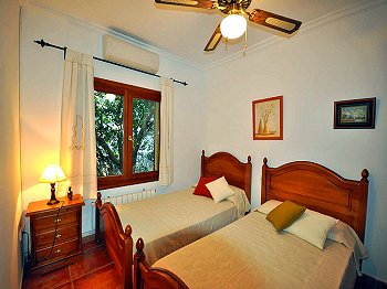 Schlafzimmer mit Klimaanlage Schlafzimmer mit Klimaanlage