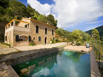 Ferienhaus mit Pool