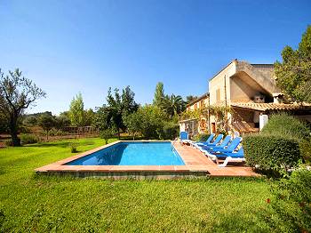 Finca mit Pool und Klimaanlage Finca mit Pool und Klimaanlage